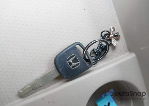 2005 Honda Odyssey Ex-L from USA, damaged, VIN 5FNRL38685B415164